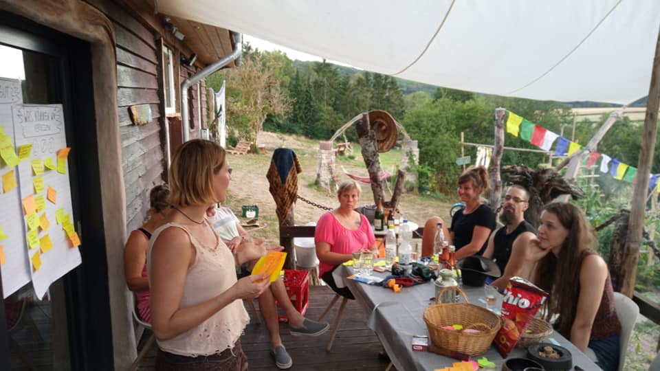 Team 5 Sommerliches Treffen auf der Terrasse