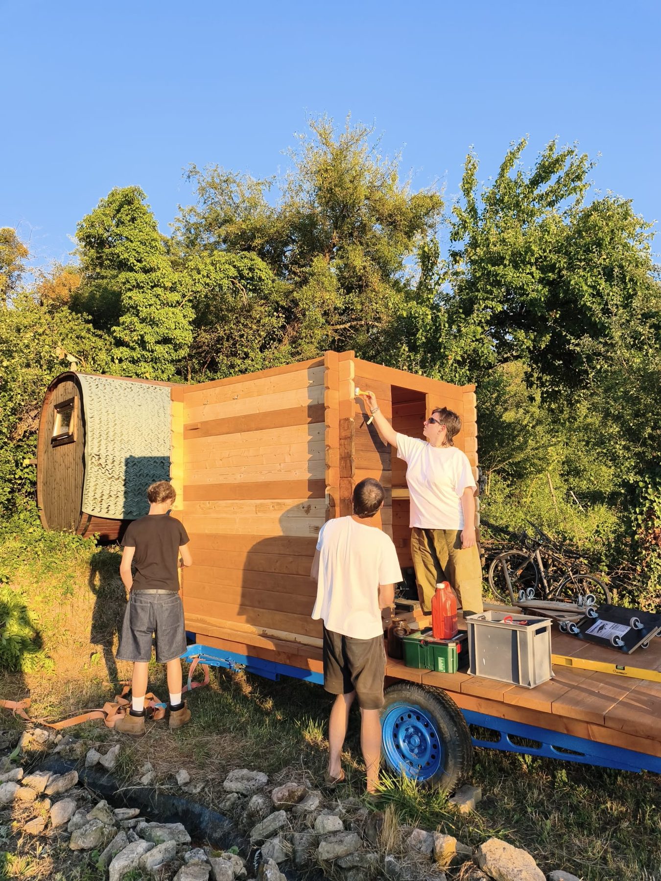 WWOOFer 2026 1 WWOOFer 2026: Sauna-Bau mit vereinten Kräften – Foto: Vaikuntha-Gemeinschaft